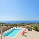 Villa Patio Complex *