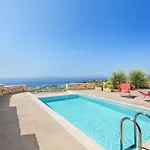 Patio Complex * Stoupa