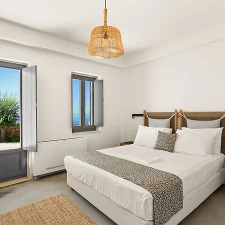 Patio Complex * Stoúpa