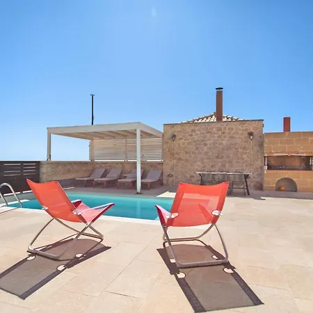 Villa Patio Complex Stoúpa