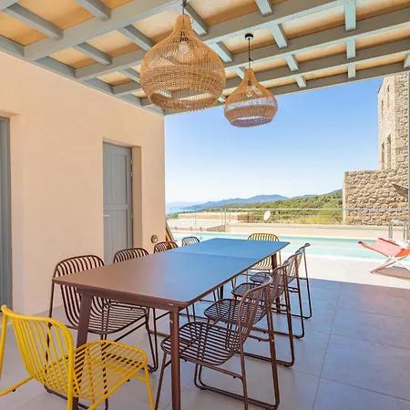 Patio Complex Villa Stoúpa