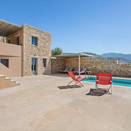Villa Patio Complex