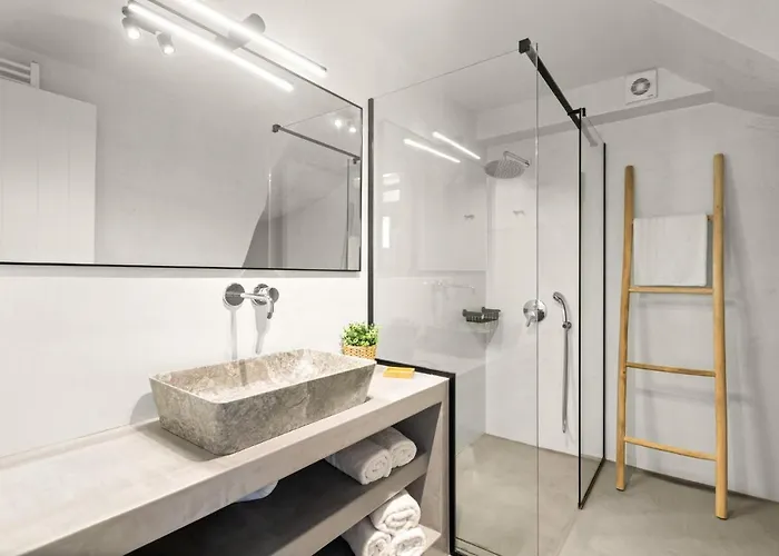 Willa Patio Complex *