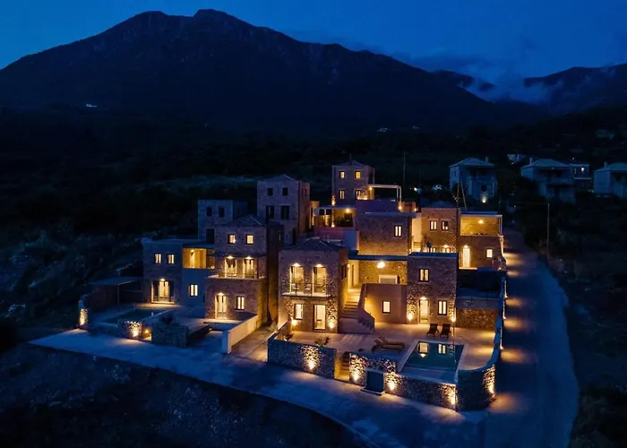 Patio Complex * Stoúpa