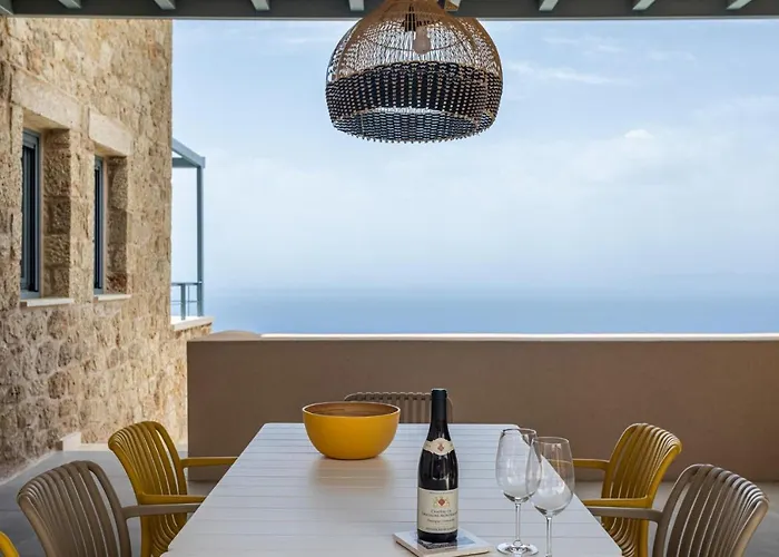 Willa Patio Complex *